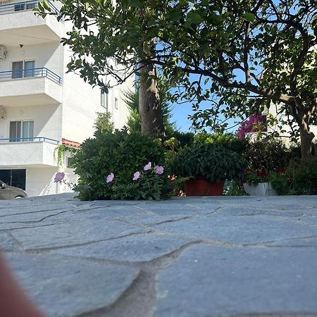 Skenderi Apartments Ksamil Eksteriør bilde