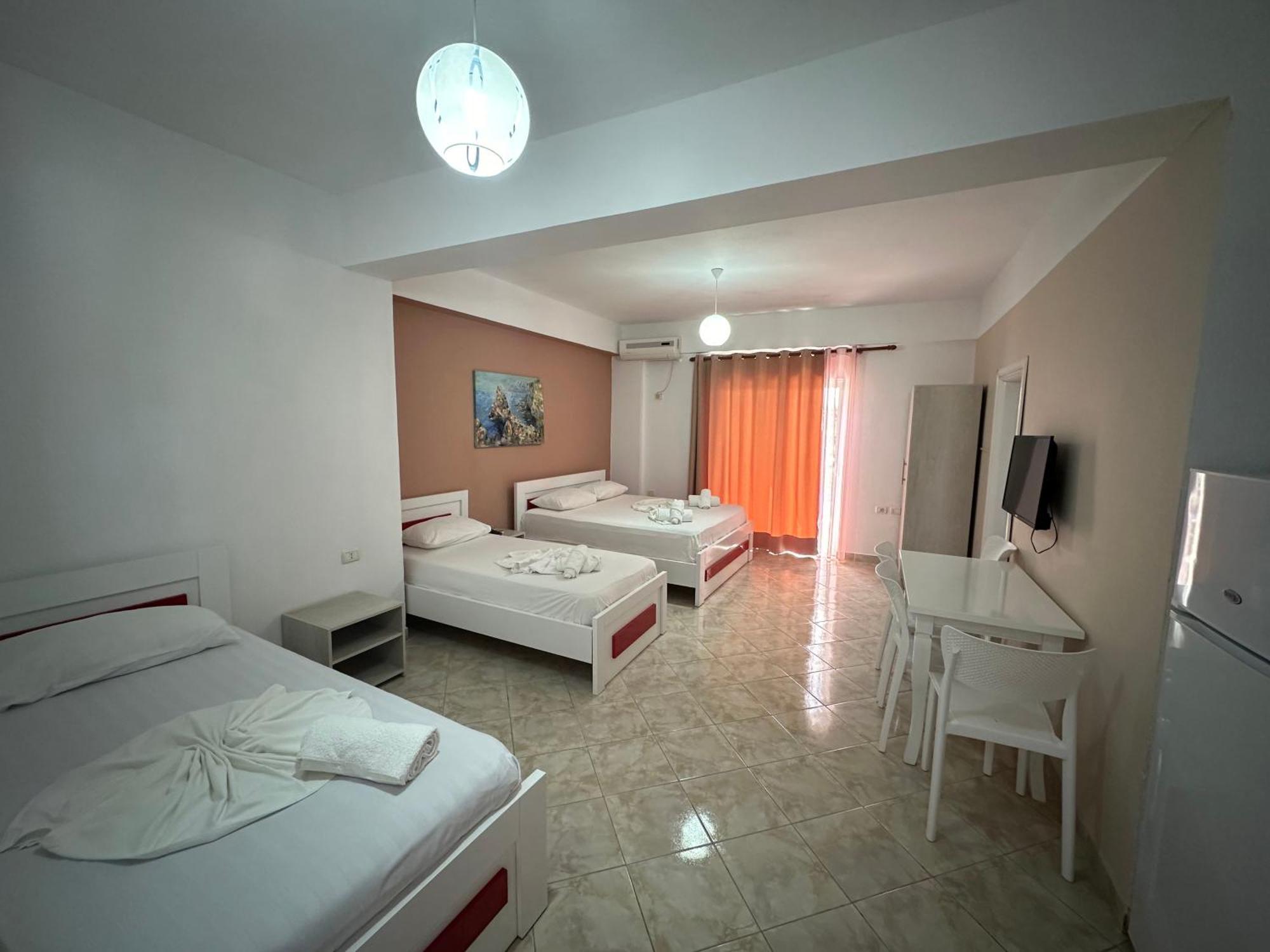 Skenderi Apartments Ksamil Eksteriør bilde