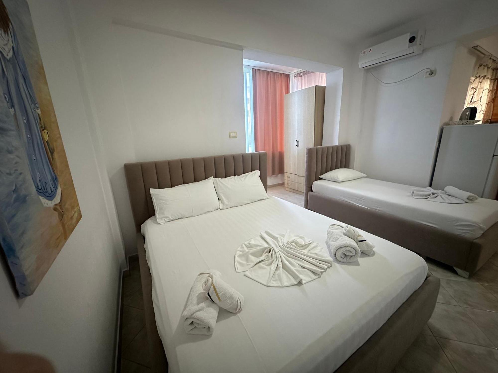 Skenderi Apartments Ksamil Eksteriør bilde