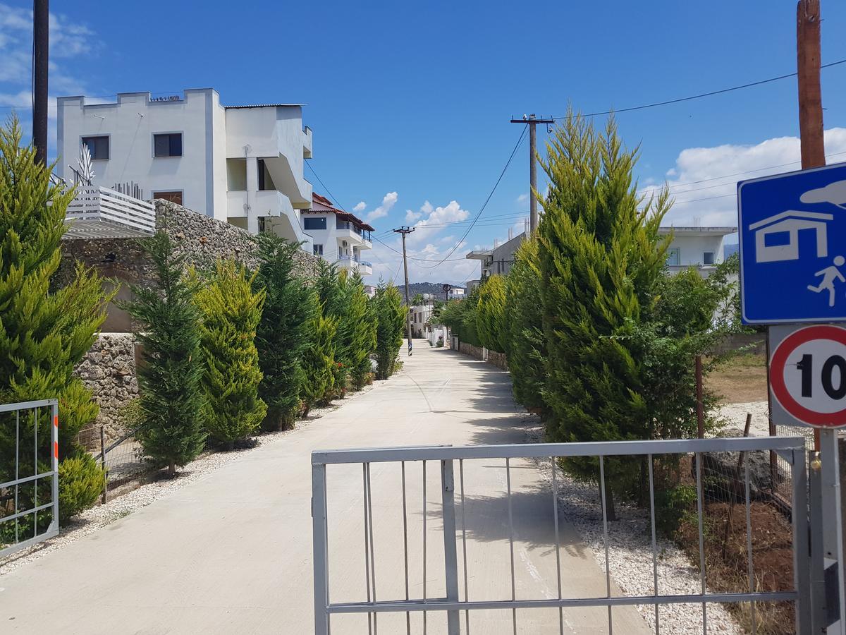 Skenderi Apartments Ksamil Eksteriør bilde